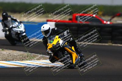 media/Jun-07-2025-TrackDaz (Sat) [[4413525952]]/C Group/1240pm (Turn 1)/